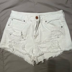 American Eagle Super Stretch Hi-Rise Shortie White Shorts, Size 8